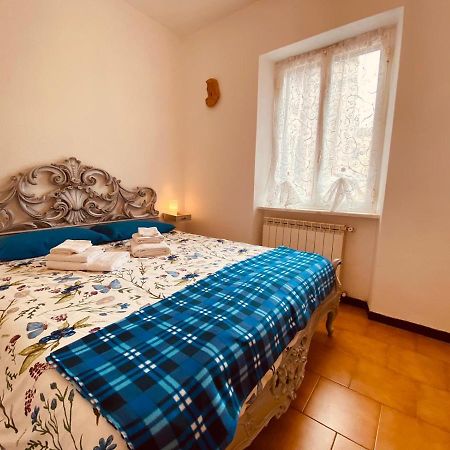 Casa Mariuccia A Due Passi Dal Mare Finale Ligure Exterior foto
