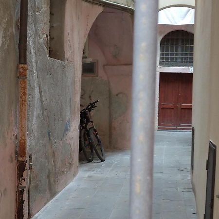 Casa Mariuccia A Due Passi Dal Mare Finale Ligure Exterior foto