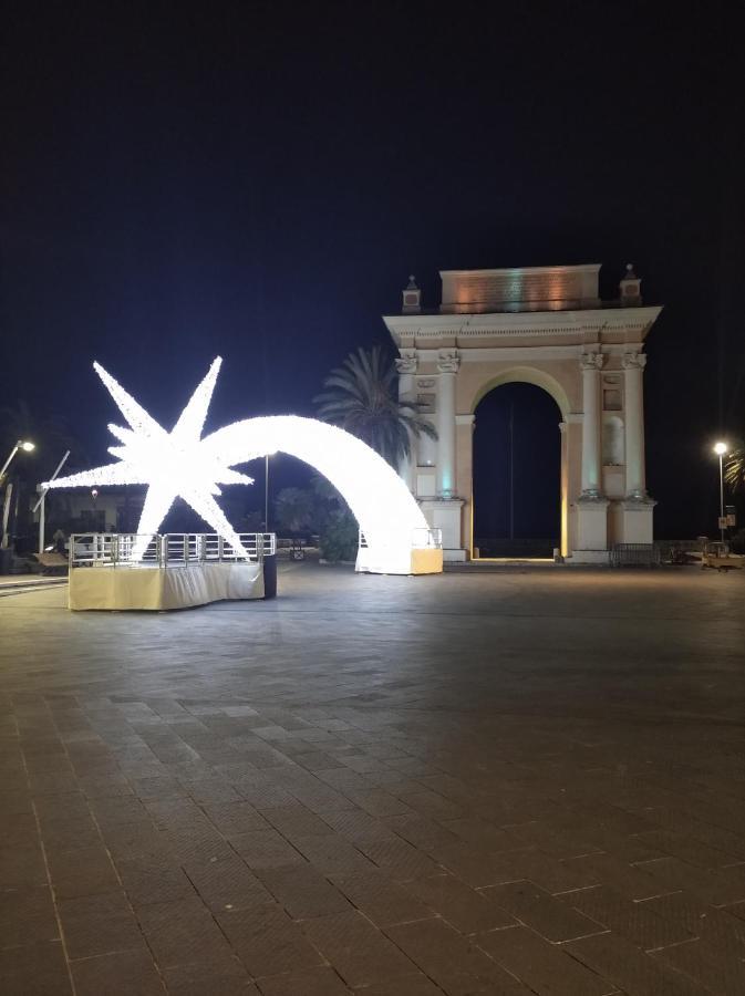 Casa Mariuccia A Due Passi Dal Mare Finale Ligure Exterior foto